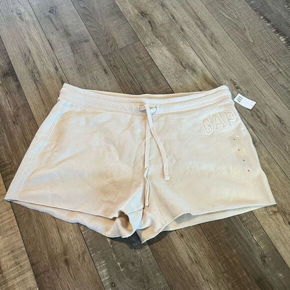 Gap women’s shorts size L - Picture 1 of 10